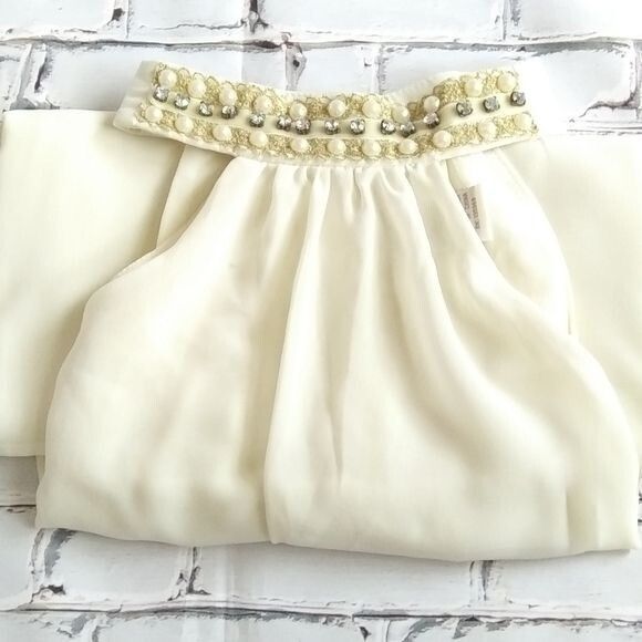 Dylan & Rose womanshoulder off blouse - Picture 7 of 12